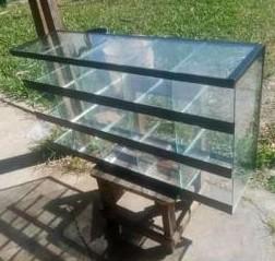 Caramelera HORIZONTAL O VERTICAL con 15 espacios de 75 x 40 x 20 cm a 2.000$